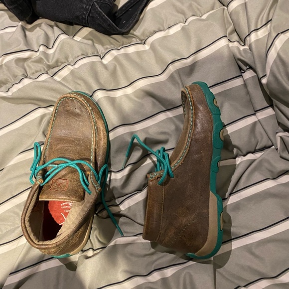 Brown and teal twisted X’s. - Picture 3 of 3